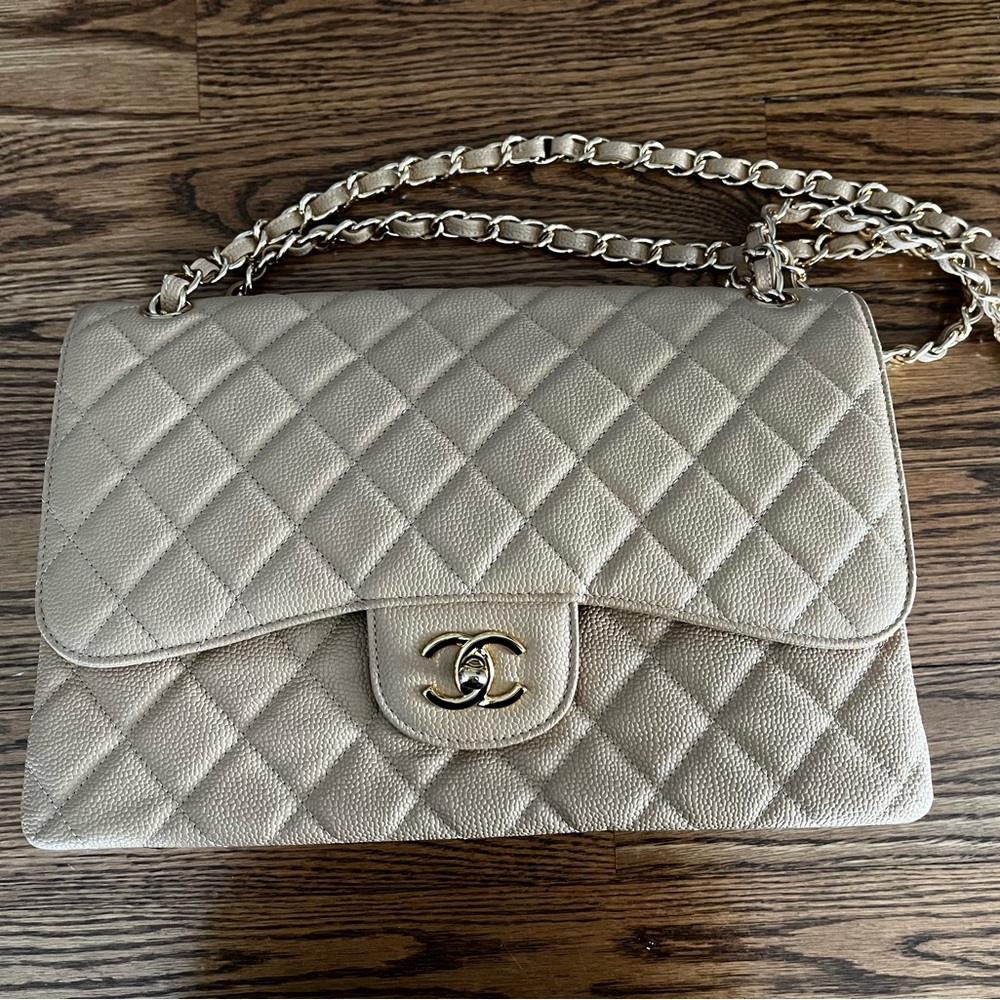 Cream leather handbag. Like new